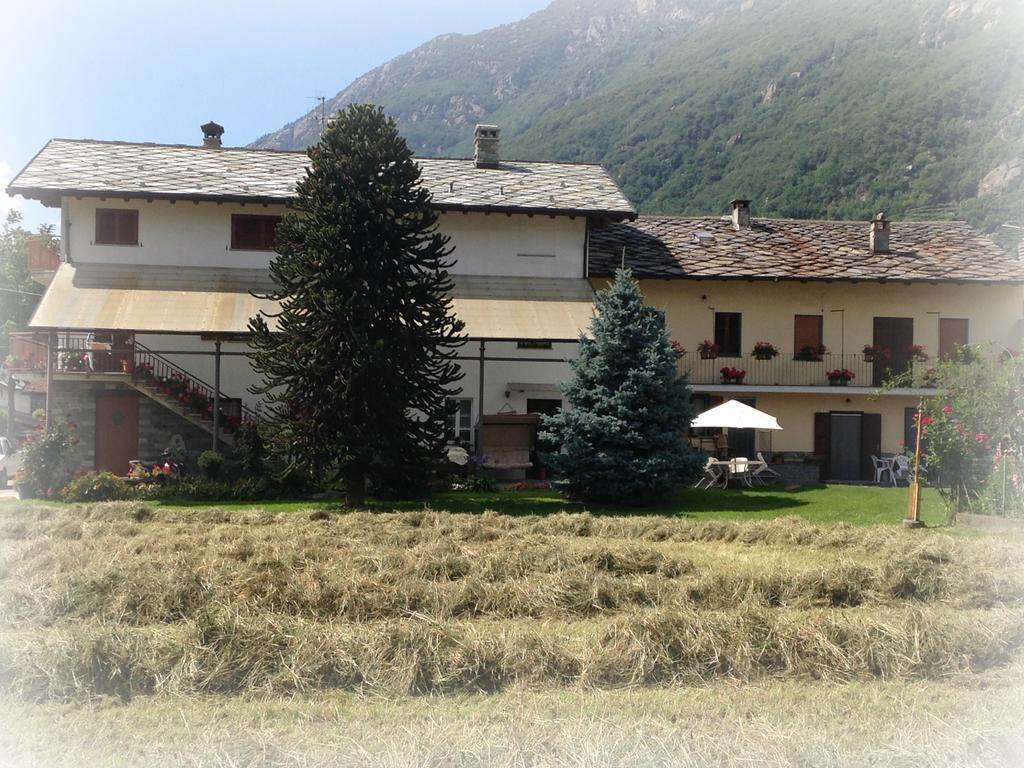 Agriturismo La Grange Pont-Saint-Martin Zewnętrze zdjęcie